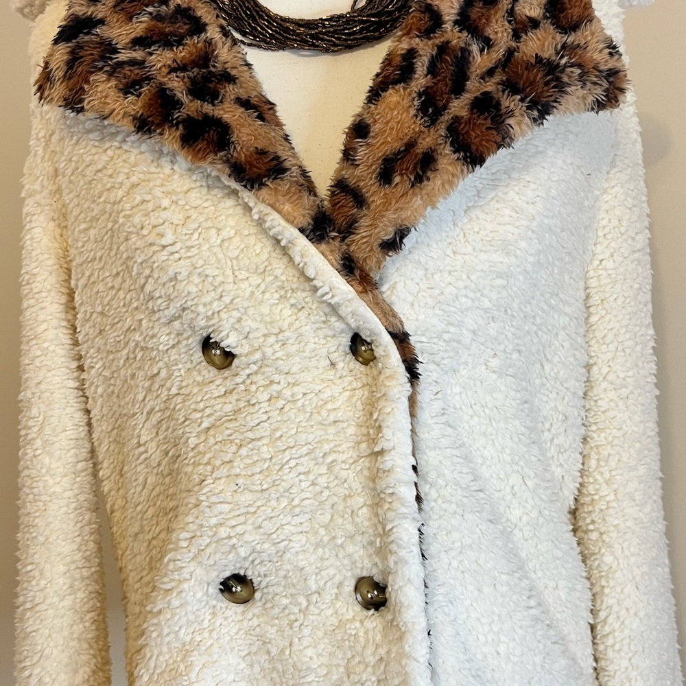 SHEIN Brown and Black Teddy Jacket with Leopard Print